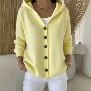 Darienne – Kapuzen-Strickjacke mit Knöpfen