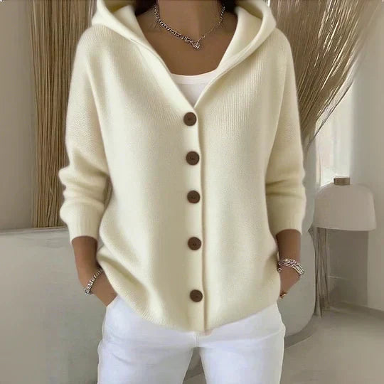 Darienne – Kapuzen-Strickjacke mit Knöpfen