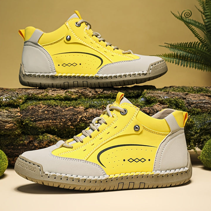 Romy – Komfortabler Mid-Top Sneaker in sanften Pastelltönen