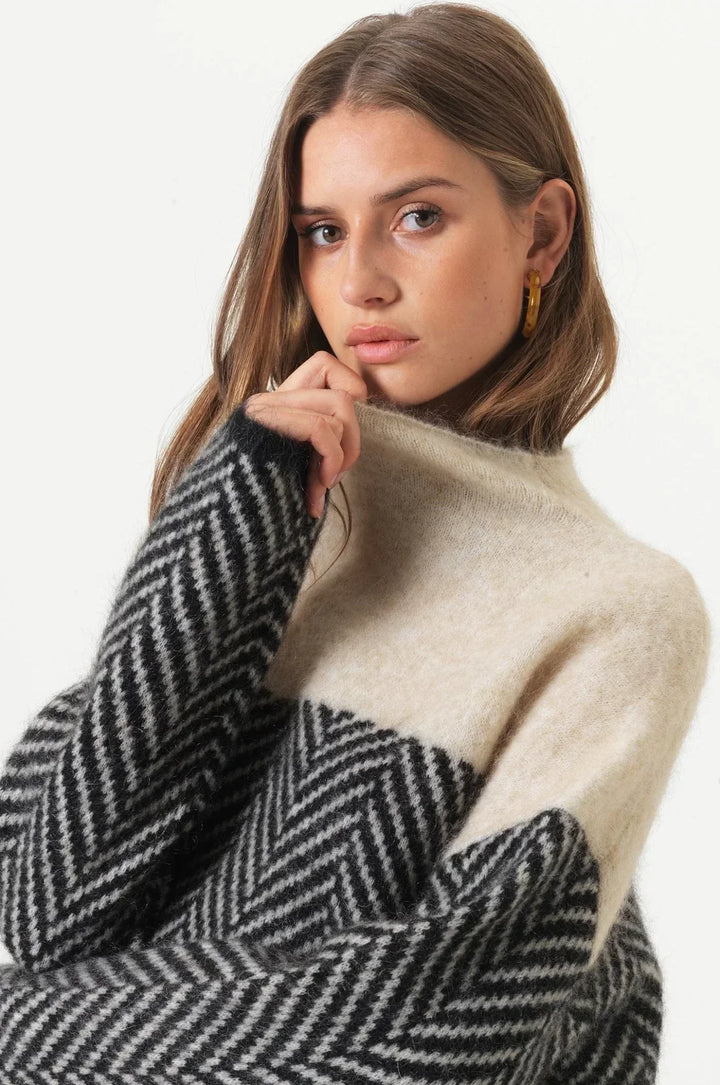 Adelie – Premium-Rollkragenpullover aus edlem Strick