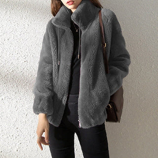 Mira | Kurze Plüschjacke